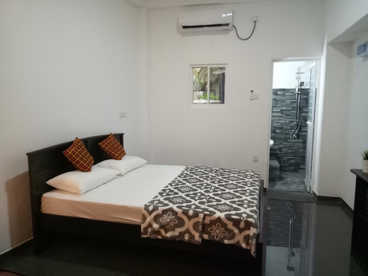 House Of Seya Bed and Breakfast Negombo Exteriör bild